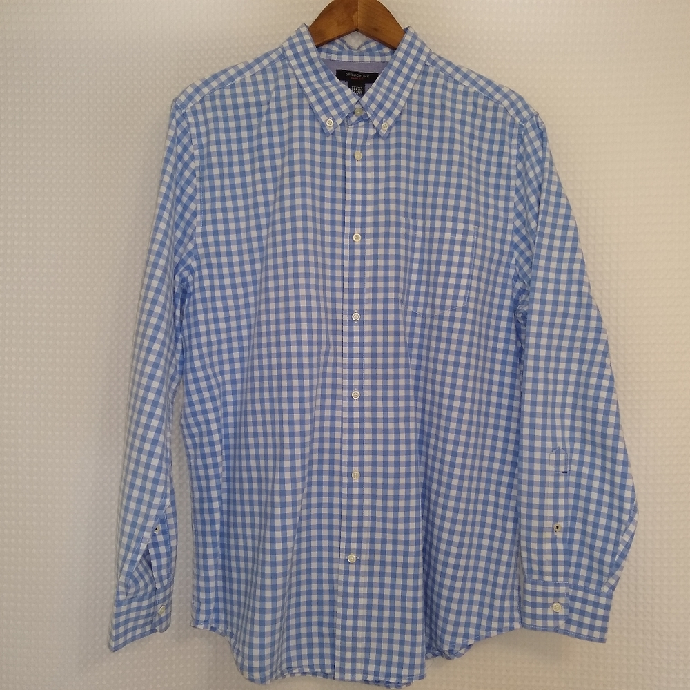 Structure button down